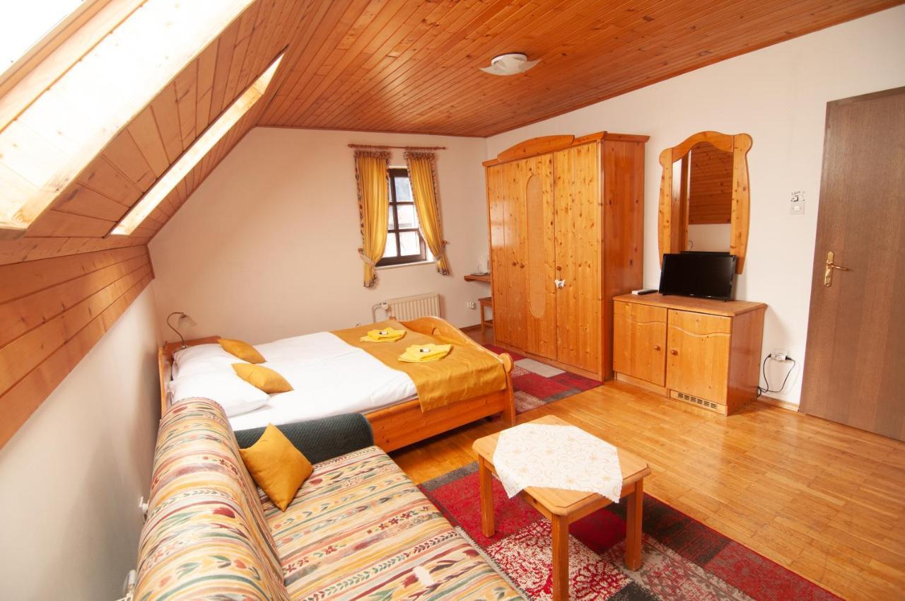 Guest House Vila Korosec Bovec Bagian luar foto