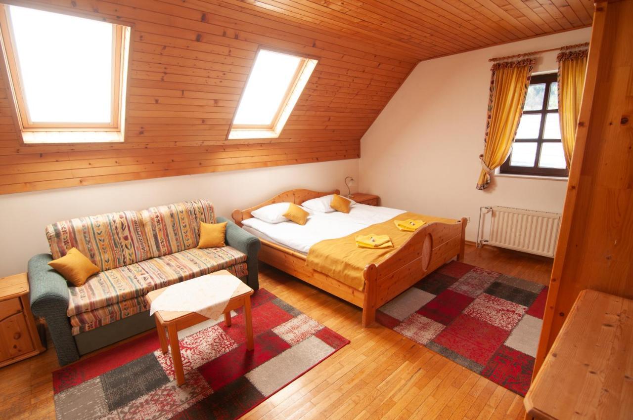 Guest House Vila Korosec Bovec Bagian luar foto